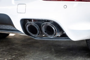 カイエンクーペ GTS Tip-S Rセンターシート 4WD