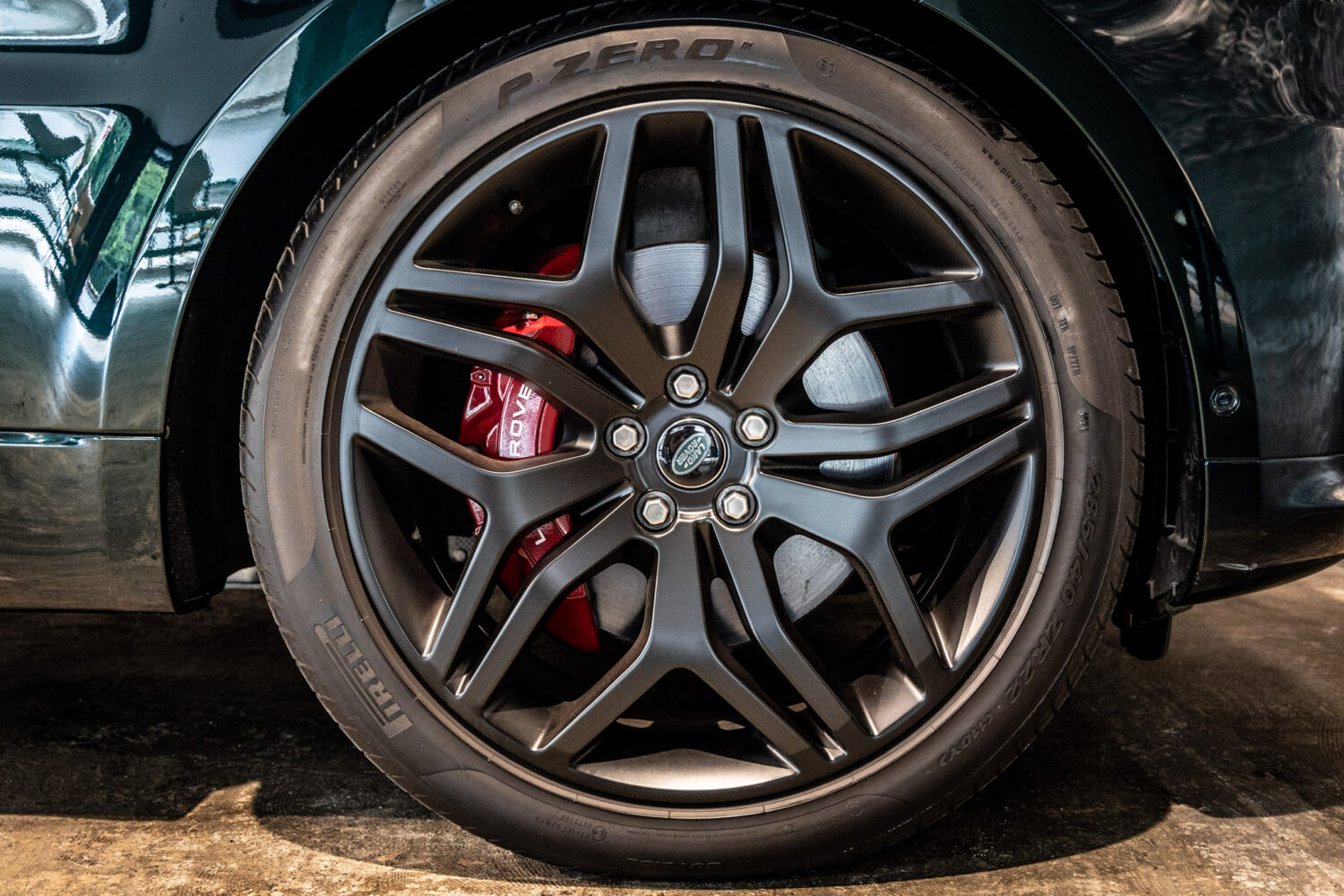 レンジローバースポーツ オートバイオグラフィ ダイナミック (5.0リッター) 4WD