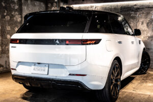 レンジローバースポーツ ダイナミックHSE 3.0L D300 4WD