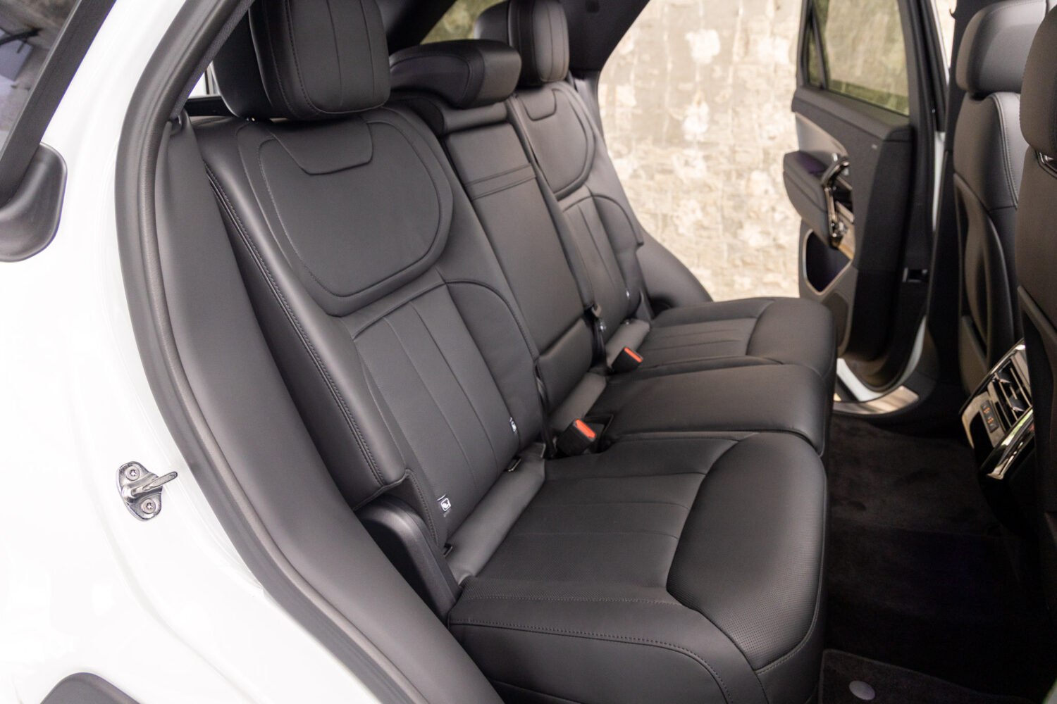 レンジローバースポーツ ダイナミックHSE 3.0L D300 4WD
