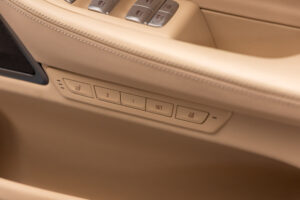 B7ロング アルラット 4WD