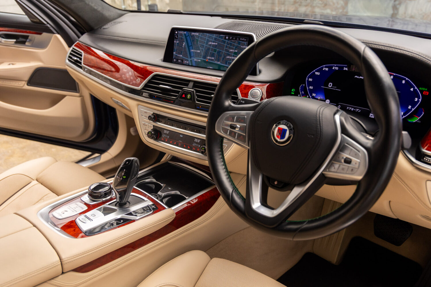 B7ロング アルラット 4WD