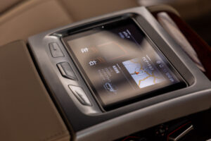 B7ロング アルラット 4WD