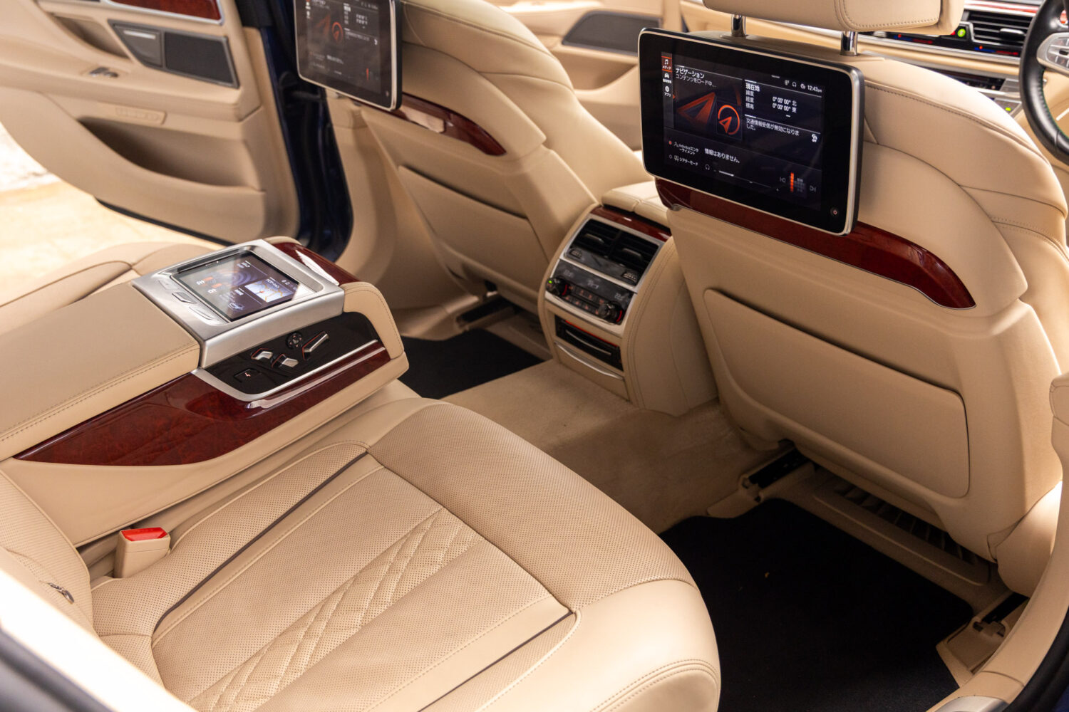 B7ロング アルラット 4WD