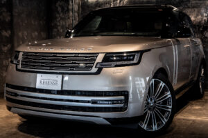 レンジローバー オートバイオグラフィ4.4L P530 SWB 4WD