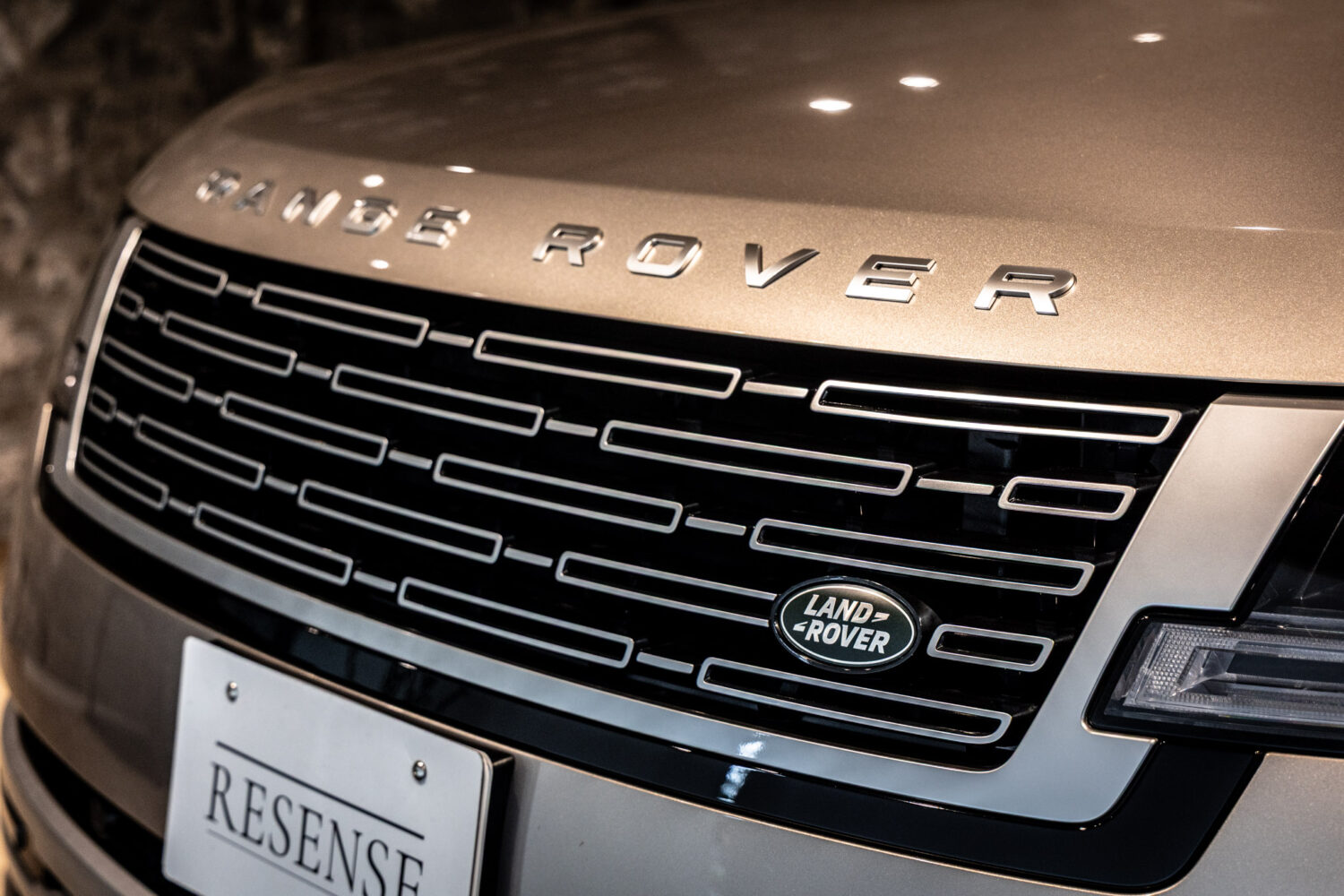 レンジローバー オートバイオグラフィ4.4L P530 SWB 4WD