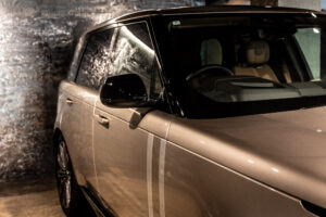 レンジローバー オートバイオグラフィ4.4L P530 SWB 4WD