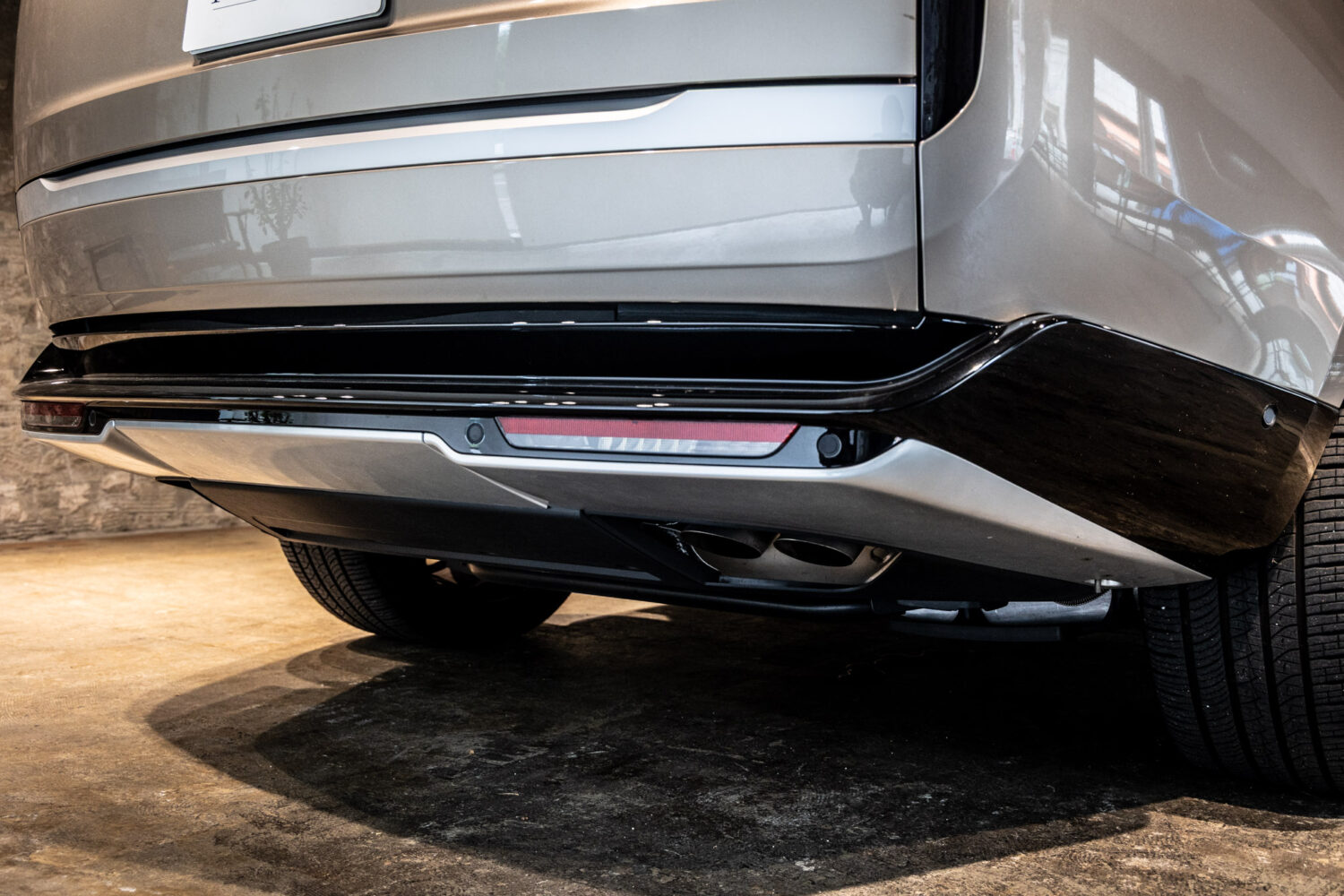 レンジローバー オートバイオグラフィ4.4L P530 SWB 4WD