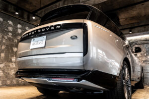 レンジローバー オートバイオグラフィ4.4L P530 SWB 4WD