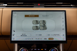 レンジローバー オートバイオグラフィ4.4L P530 SWB 4WD