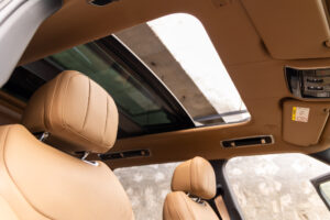 レンジローバー オートバイオグラフィ4.4L P530 SWB 4WD