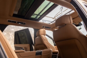 レンジローバー オートバイオグラフィ4.4L P530 SWB 4WD