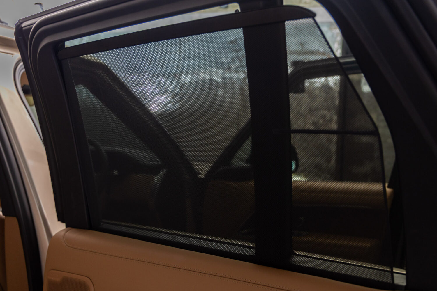 レンジローバー オートバイオグラフィ4.4L P530 SWB 4WD