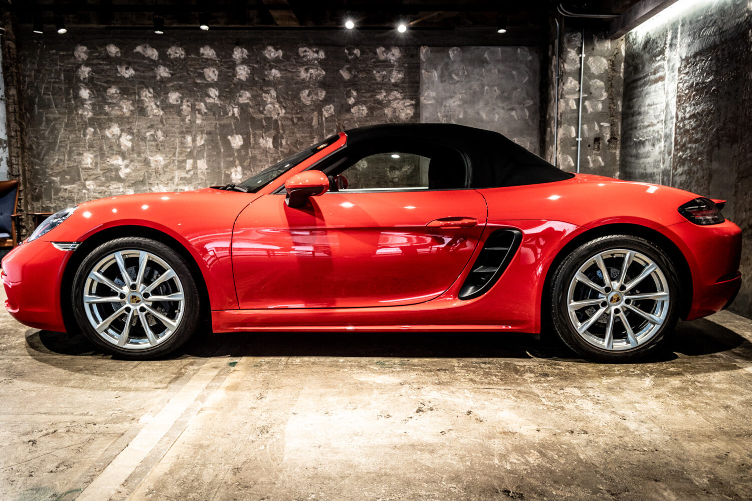 718ボクスター 2.0 6MT