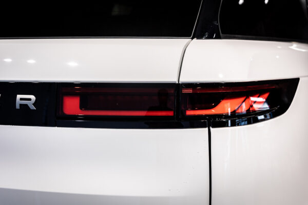 レンジローバースポーツ S 3.0L D300 ディーゼル 4WD