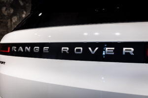 レンジローバースポーツ S 3.0L D300 ディーゼル 4WD