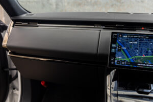 レンジローバースポーツ S 3.0L D300 ディーゼル 4WD