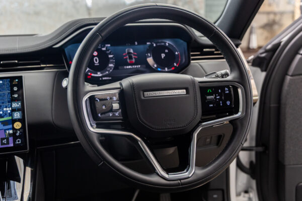 レンジローバースポーツ S 3.0L D300 ディーゼル 4WD