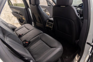 レンジローバースポーツ S 3.0L D300 ディーゼル 4WD