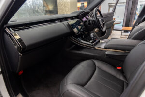 レンジローバースポーツ S 3.0L D300 ディーゼル 4WD