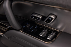 レンジローバースポーツ S 3.0L D300 ディーゼル 4WD