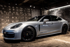 パナメーラ GTS PDK 4WD