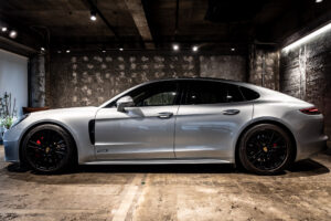 パナメーラ GTS PDK 4WD