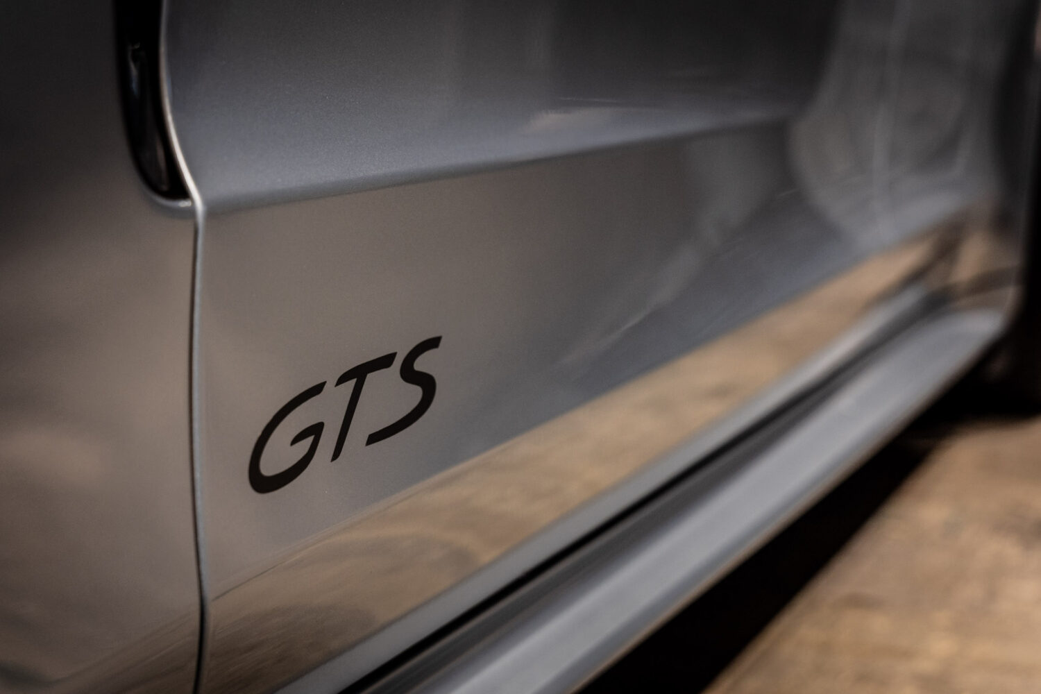 パナメーラ GTS PDK 4WD