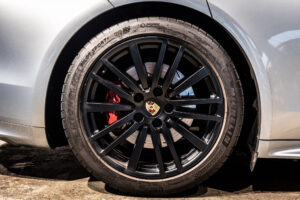 パナメーラ GTS PDK 4WD
