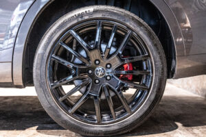 レヴァンテ グランルッソ 4WD 左H