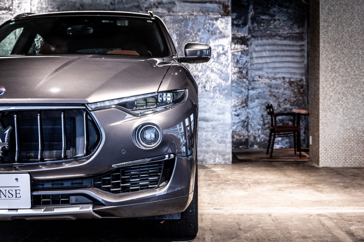 レヴァンテ グランルッソ 4WD 左H