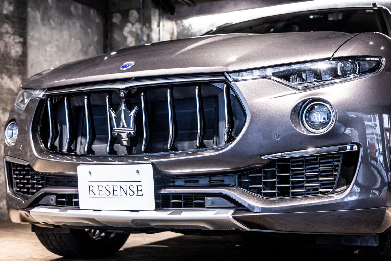 レヴァンテ グランルッソ 4WD 左H