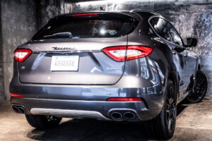 レヴァンテ グランルッソ 4WD 左H