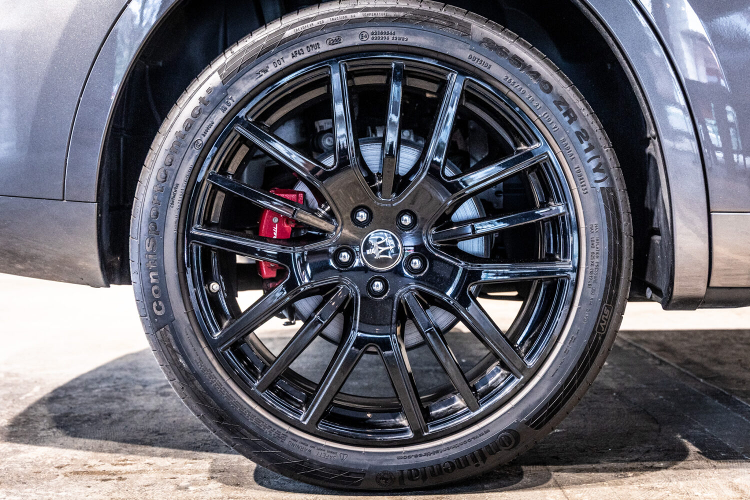 レヴァンテ グランルッソ 4WD 左H