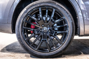 レヴァンテ グランルッソ 4WD 左H