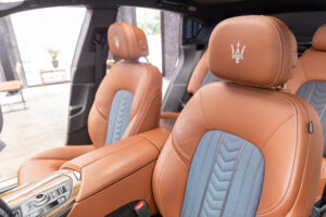 レヴァンテ グランルッソ 4WD 左H