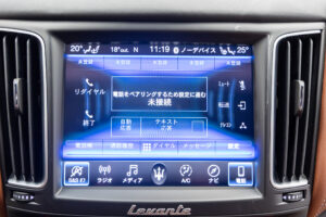 レヴァンテ グランルッソ 4WD 左H