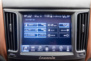 レヴァンテ グランルッソ 4WD 左H