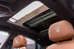 レヴァンテ グランルッソ 4WD 左H