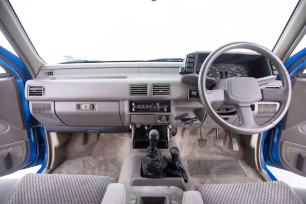 ミュー 2.8 メタルトップ ディーゼル 4WD