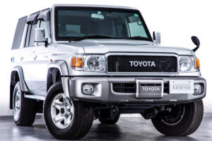 ランドクルーザー70 4.0 4WD