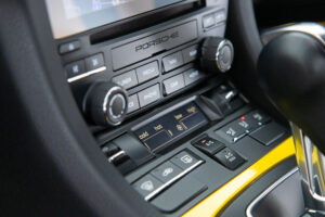 ポルシェ 718ケイマン GTS 4.0 PDK