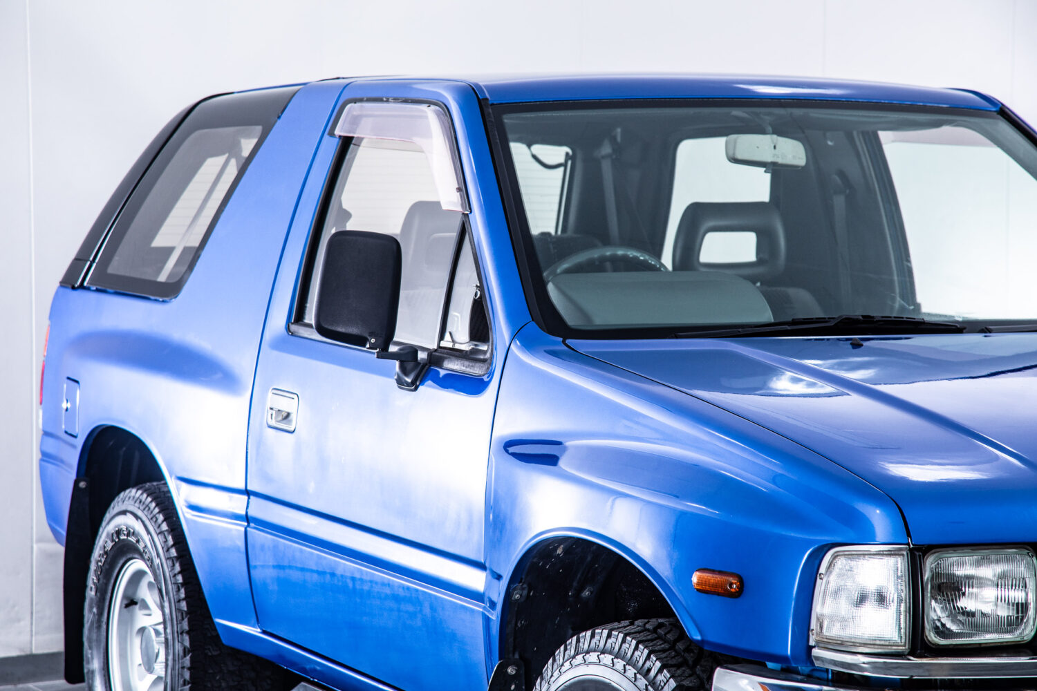 ミュー 2.8 メタルトップ ディーゼルターボ 4WD