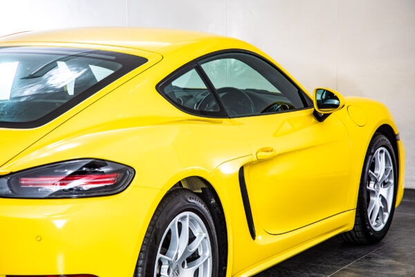 ポルシェ 718ケイマン PDK