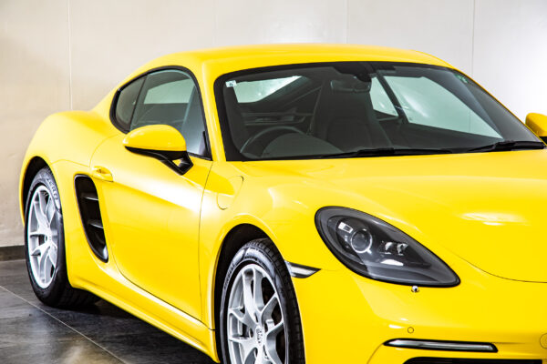 ポルシェ 718ケイマン PDK
