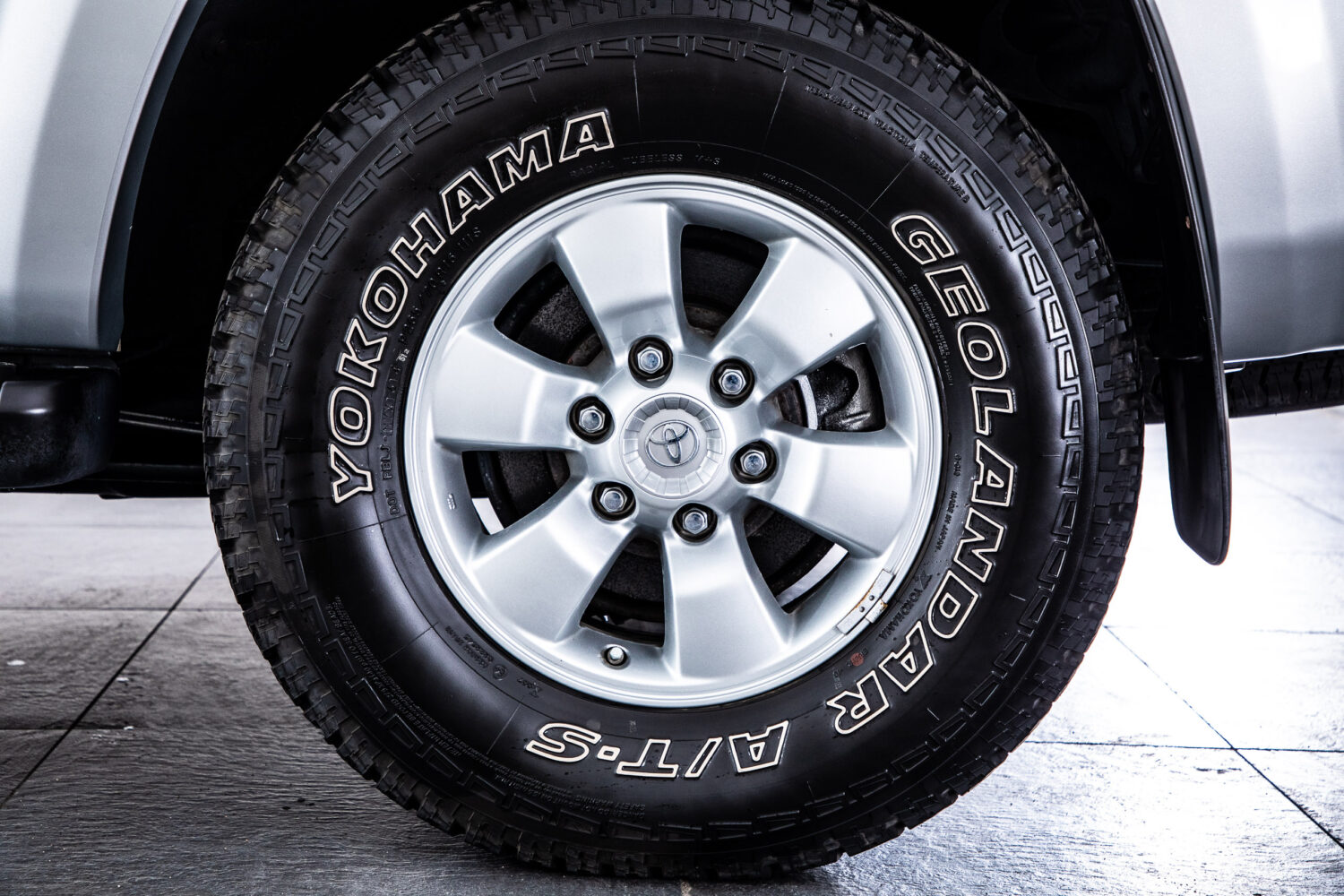 ハイラックスサーフ 2.7SSRXリミテッド60thスペシャル4WD