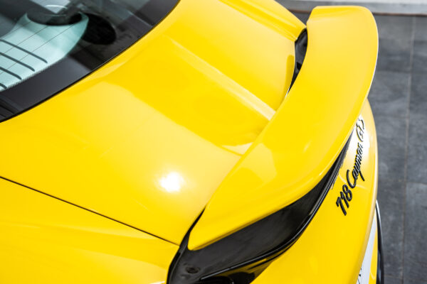 ポルシェ 718ケイマン GTS 4.0 PDK