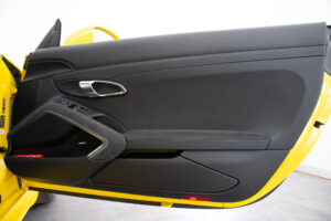 ポルシェ 718ケイマン GTS 4.0 PDK