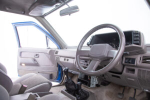 ミュー 2.8 メタルトップ ディーゼルターボ 4WD