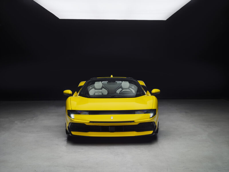 フェラーリ849テスタロッサ/スパイダー　70年に及ぶフェラーリヘリテージを象徴